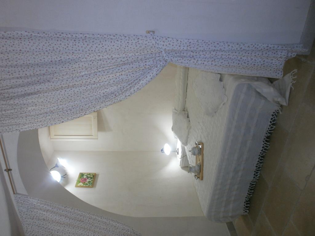 Trullo Villa Giuliana Con Giardino Posizione Panoramica Free Wifi Ostuni Quarto foto